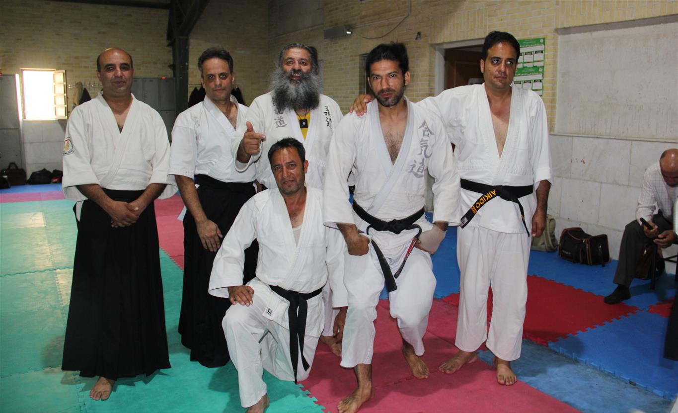 مشکی پوشان جیوشین کای